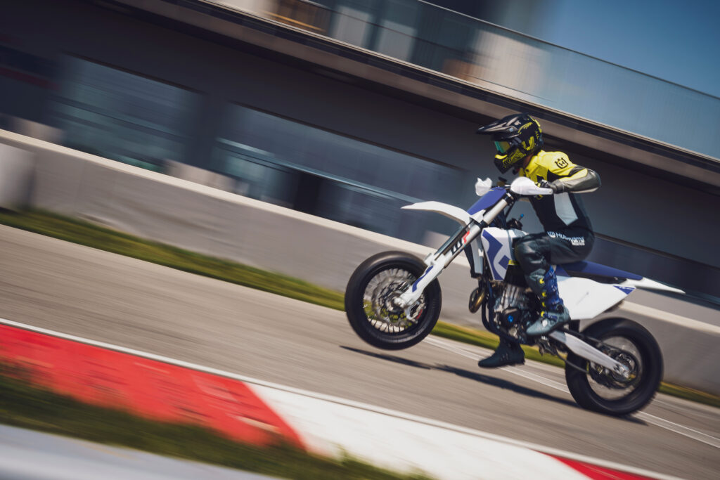 husqvarna-mobility-prsentiert-die-berarbeitete-fs-450-fr-2026-1042
